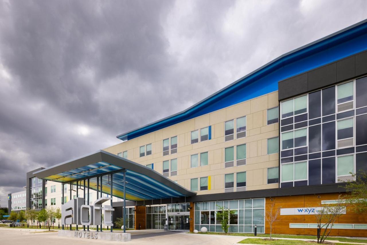 Отель Aloft Austin Airport Экстерьер фото